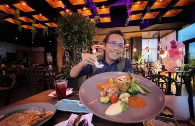 The Deck Gastrobar Tarikan di Puncak Weil Hotel