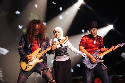 Konsert Homecoming Ella buktikan populariti masih utuh merentasi generasi   
